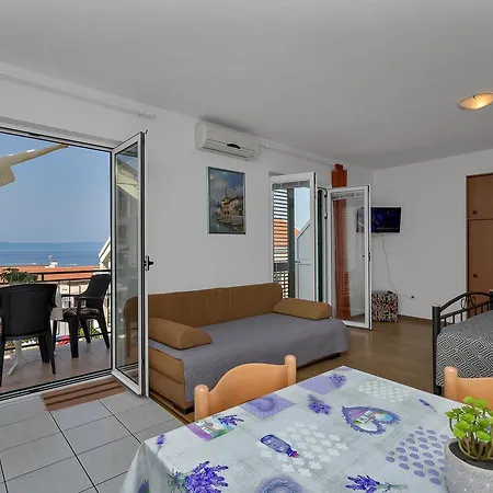 Family Leona * Makarska