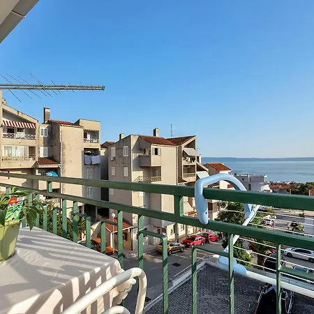 Family Leona Makarska